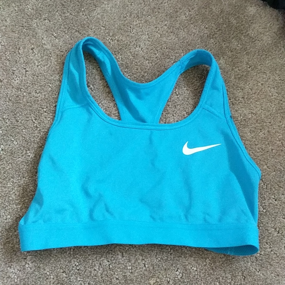 Nike Dri-FIT sports bra size women's small